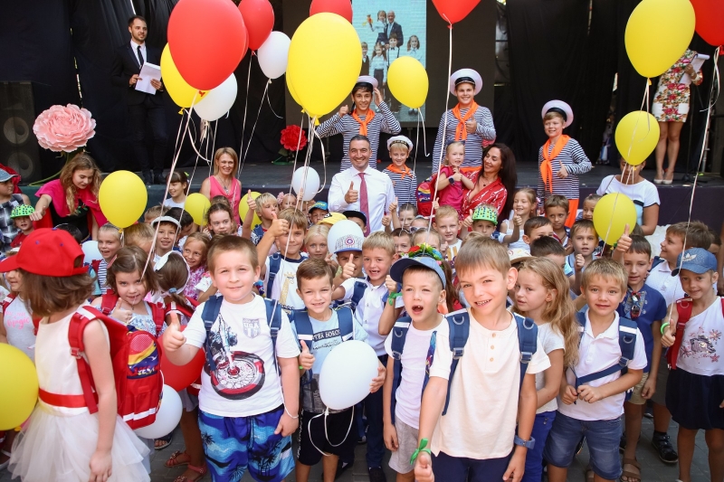 Рюкзак першокласника: в Одесі проходить акція на підтримку дітей пільгових категорій