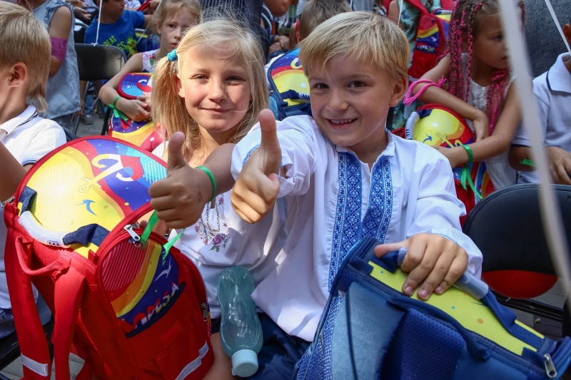 Рюкзак першокласника: в Одесі проходить акція на підтримку дітей пільгових категорій
